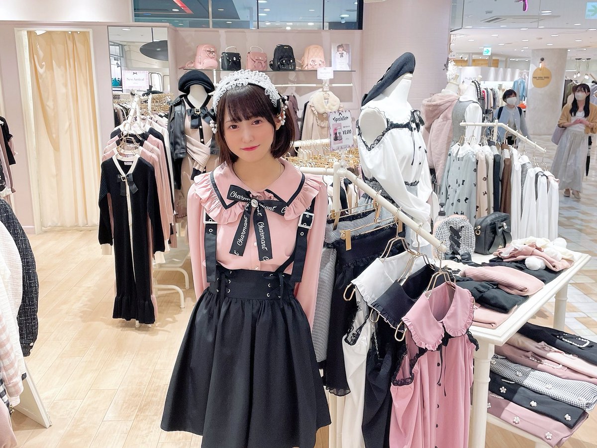 黛 冬優子になれるお店で 黛冬優子スターターセット買った 店員さん