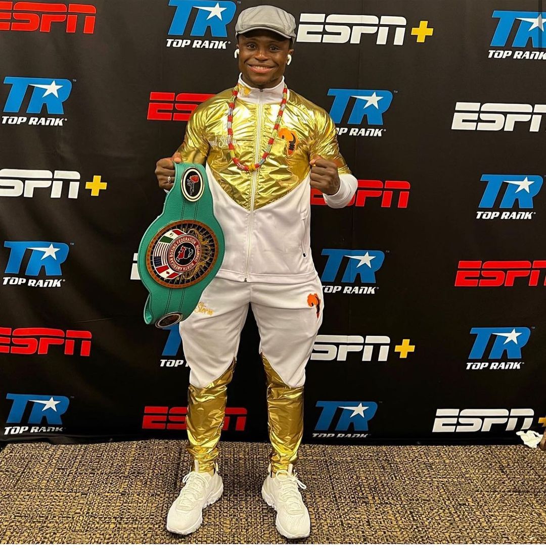 olonkatv's tweet photo. Congratulations @IsaacDogboe. Ghanaian's are Proud of you 
#boxing #Ghanaians https://t.co/Q52vDORDFQ