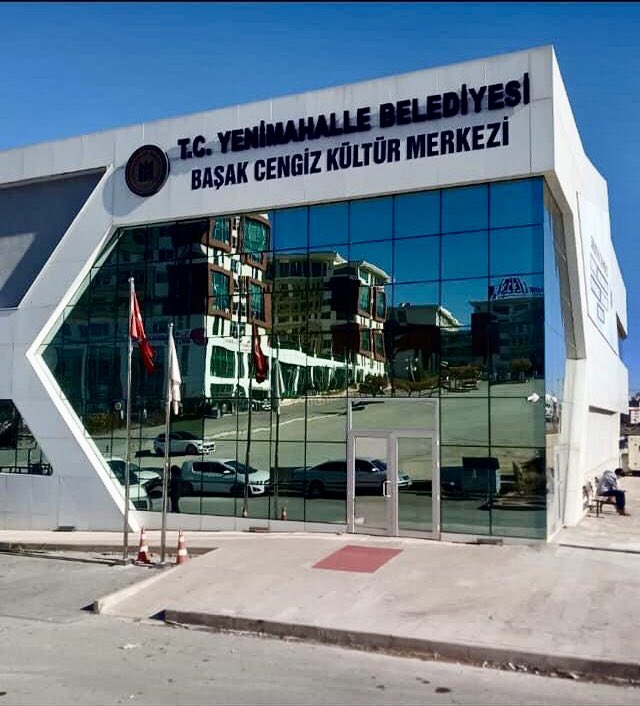 bariishbozkurt's tweet photo. #BaşakCengiz #Yenimahalle’de adıyla yaşayacak…
@yenimahallebld Başkanı
@fethiyasar’a teşekkür ediyoruz….#YenimahalleBelediyesi meclis kararı ile Serhat Kültür merkezi, “Başak Cengiz Kültür Merkezi” oldu. https://t.co/XVqewEDYrK