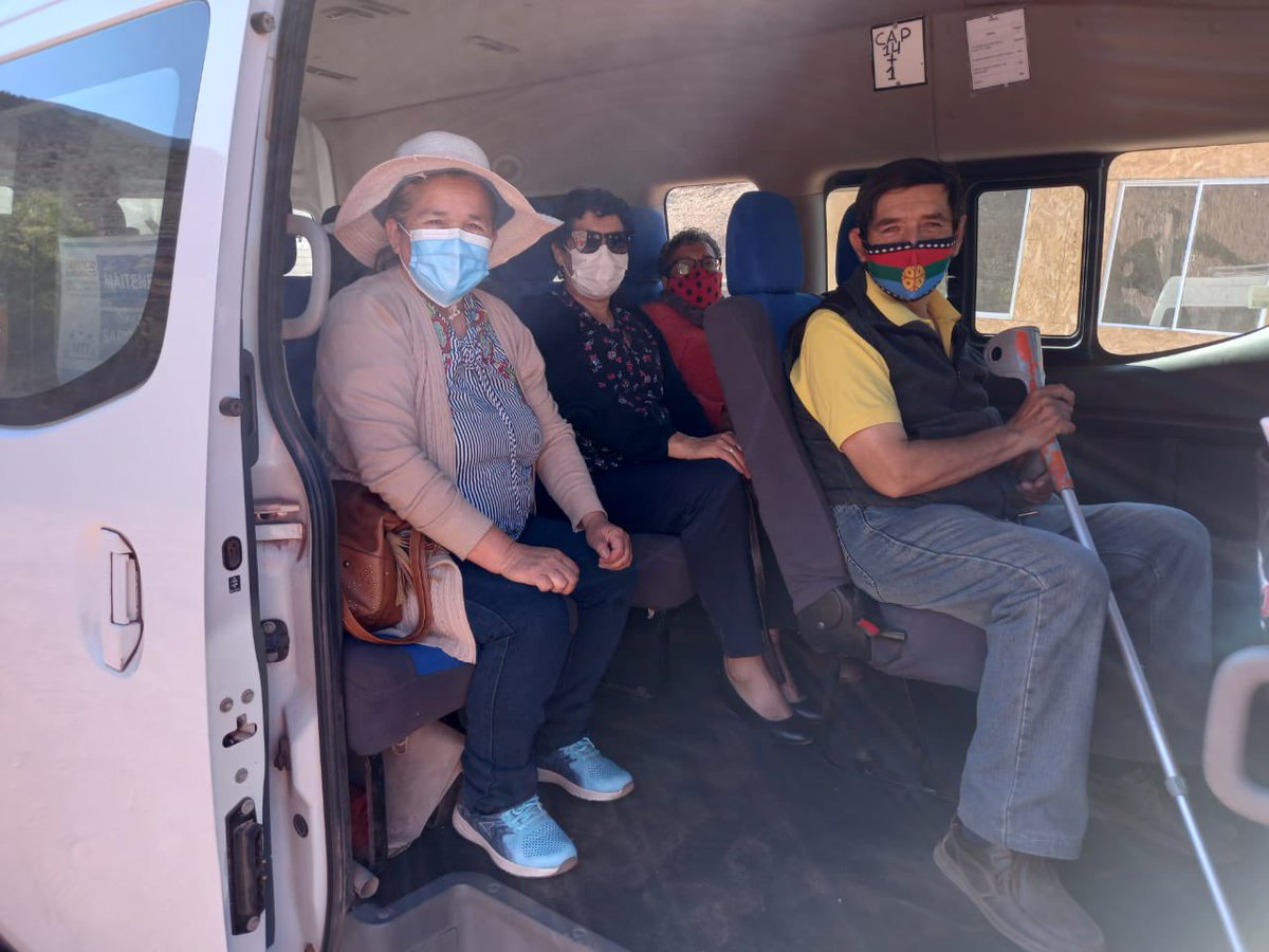 MTTCoquimbo's tweet photo. Ya comenzaron a operar los servicios subsidiados gratuitos. En Los Maitenes- Samo Alto de la comuna de #RíoHurtado, ya se encuentra trasladando a las personas hacia sus locales de votación en estas #Elecciones2021CL 

Revisa los servicios gratuitos acá 👉 https://t.co/oT1DjRXKnX https://t.co/IkOKTu3xs1