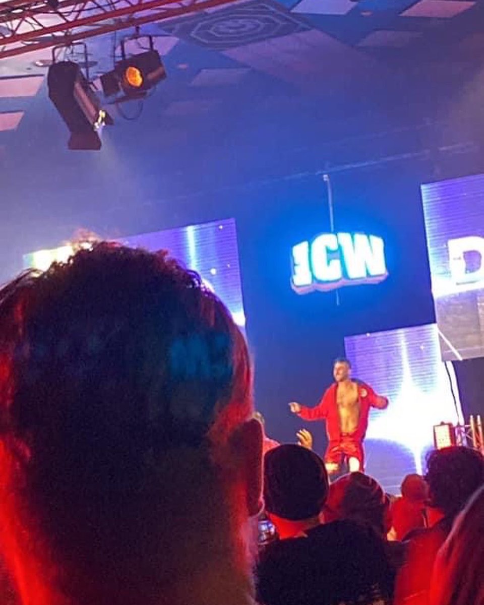Wee_Westie29's tweet photo. Big night for @daro_ssj  last night at @insanechampionshipwrestling wrestling at his first big event. #Ladz 😃 #ICW #FearAndLoathing https://t.co/M1jAJvKOpj