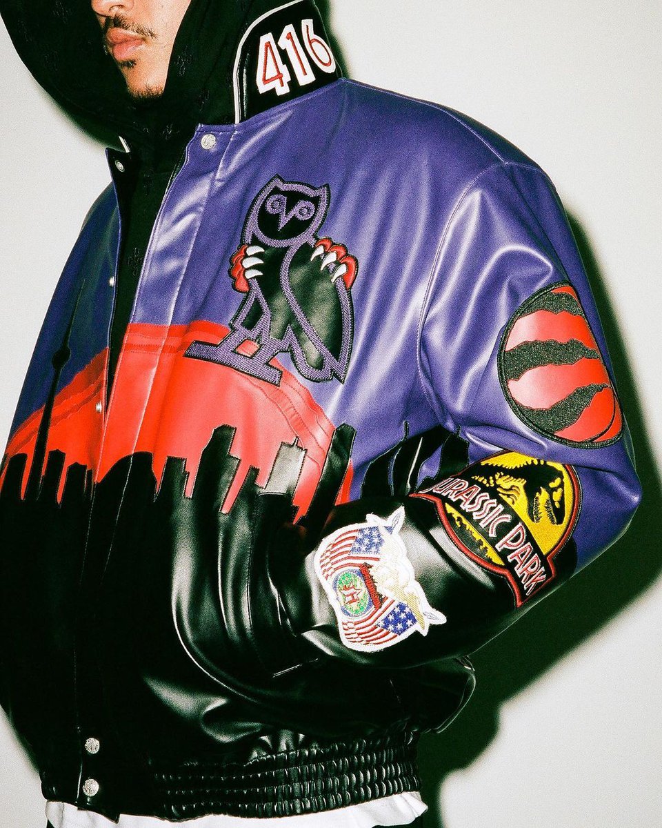 CaminoTV's tweet photo. Drake nous a sorti une collab avec des dinos 🦖 https://t.co/LhcsCR7W0i