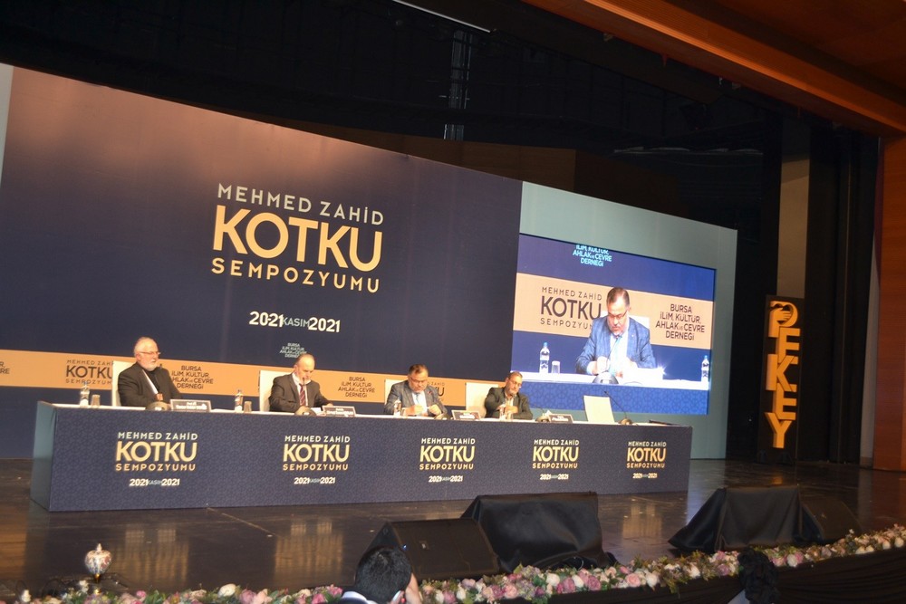 Âlim gönül dostu Mehmed Zahid Kotku’yu anlatmak üzere, kendisinin doğup büyüdüğü Bursa’da sempozyum gerçekleştirildi. 
Ayrıntılar için: bit.ly/3DFKa5c
Sempozyum oturumlarını yeniden izlemek için: bit.ly/3cyUwrH
#mehmedzahitkotku #Bursa #pazar #AkraMedia