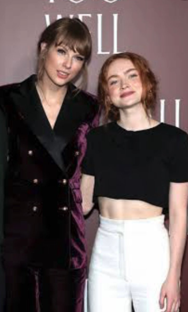 _rxchell's tweet image. 2021 version of gilmore girls😭😭😭