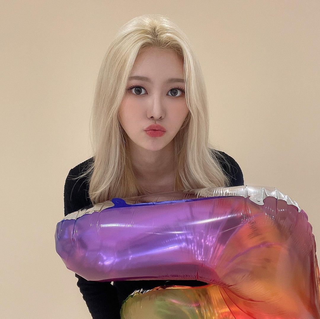 Jane Stuff🍓 | YUMMY YUMMY LOVE🛼 tweet media
