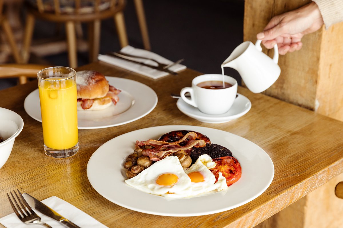 RickSteinRest's tweet photo. Introducing a NEW Cosy Cornish Weekender break at our Shepherd's Huts near Padstow 😍  You can look forward to cosy suppers at St Petroc's Bistro and our pub with open fires, The Cornish Arms, and leisurely breakfasts each morning too. Find out more here: https://t.co/SLzGkRp9VW https://t.co/n17umqlxNq