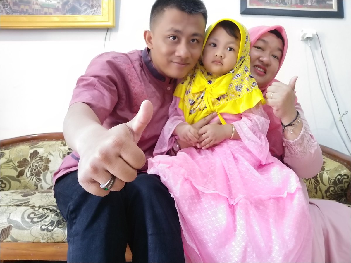 AFni_coy's tweet photo. latepost #idulfitri #2021💓 https://t.co/wTCctm6tJz