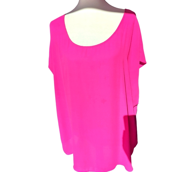 Jocepandasclos1's tweet image. So good I had to share! Check out all the items I&apos;m loving on @Poshmarkapp #poshmark #fashion #style #shopmycloset #nahanco #torrid #vintage: posh.mk/jn6j0Wiqmlb