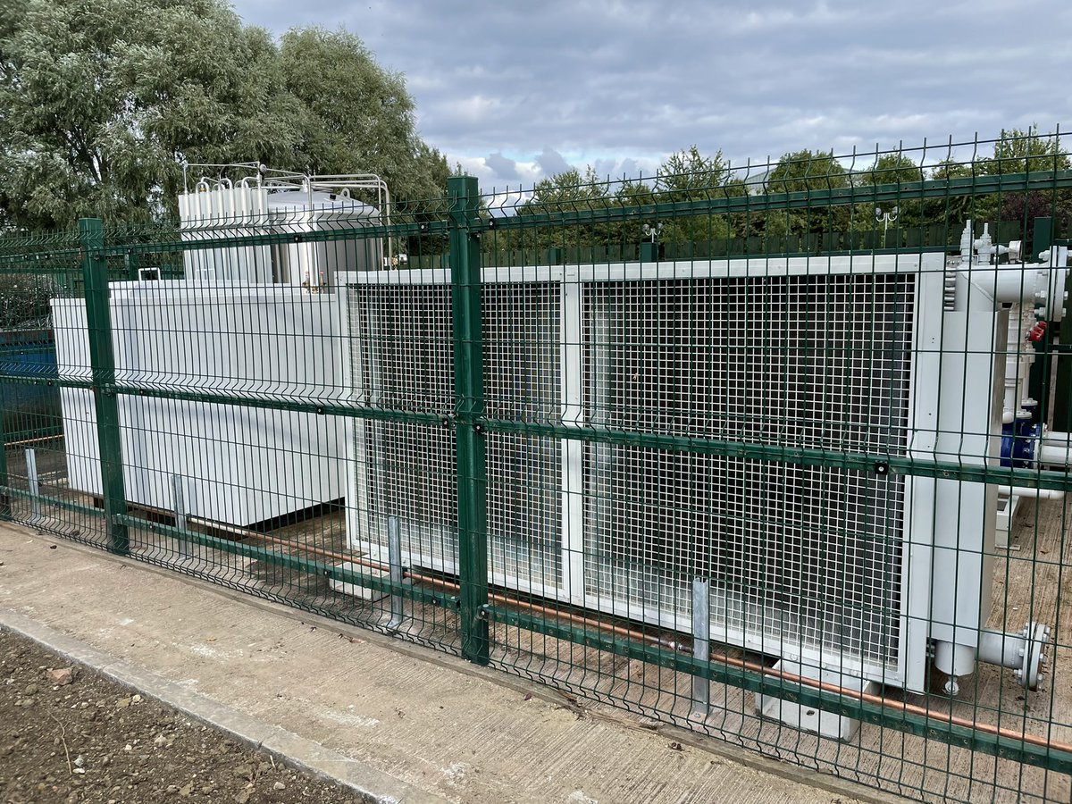 ExtrusionDies's tweet photo. In-House heat treatment project. After months of planning, a power upgrade, adding nitrogen and water cooling services our Vacuum  Furnace and Tempering Oven are fully operational.

#extrusiondies #heattreatment #aluminiumextrusion #extrusion #extrusionprofile #elitedie https://t.co/X8QexV2nZ4