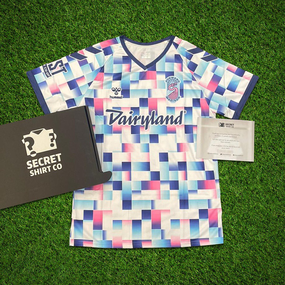 secretshirtco's tweet image. If Harry Kane scores first against Leeds today we’ll giveaway a SecretShirt.co box 📦

To enter 👇

🔄 Retweet this tweet
🤝 Follow us

Good luck!