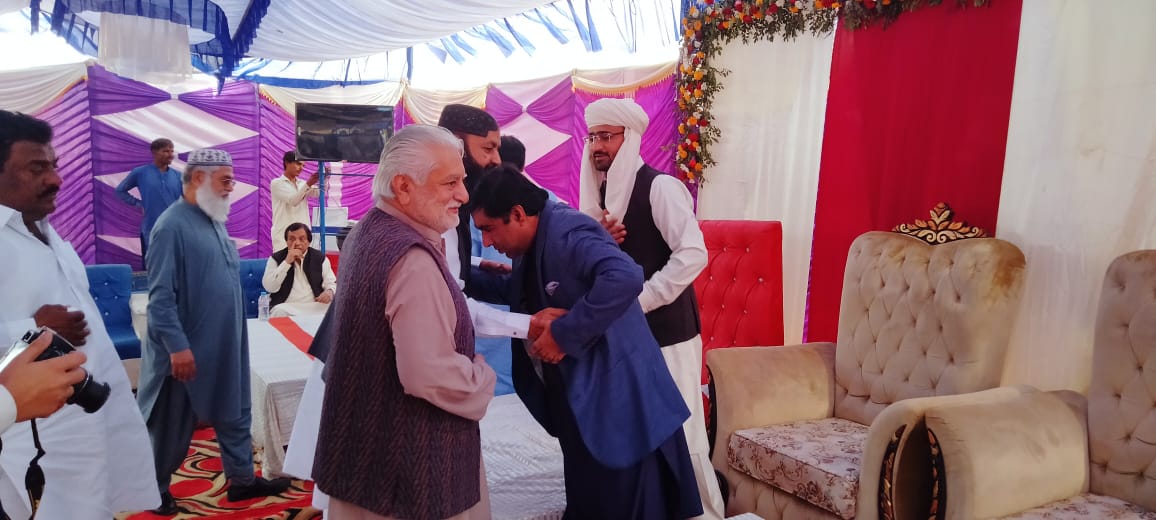 SaddamH76264314's tweet photo. Honorable Mr @FerozeJamali president PPP Disst Noushahro feroze, attend the marrage ceremony son of Muneer ahmed syal, @ moro.
Along With Azeez ahmed behan Qazi Rasheed Qurashi hafiz sajjad abro and others
@BBhuttoZardari
@AseefaBZ
#PresidentPPPdisst
#SmtDisstNF https://t.co/JoGzrhDhsx