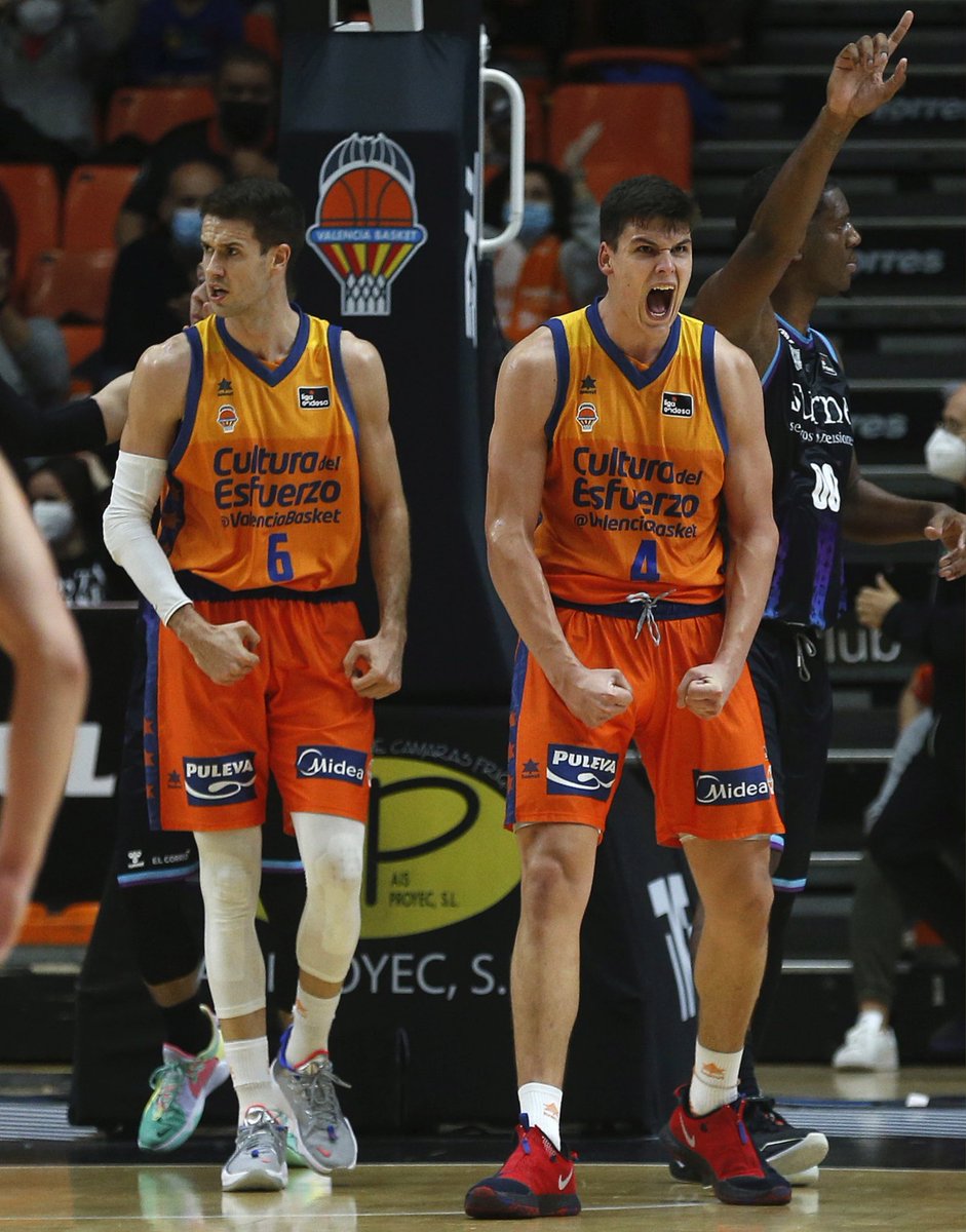 Nos vamos al paron con dos semanas muy buenas! Ambientazo ayer en la Fonteta🔥🔥