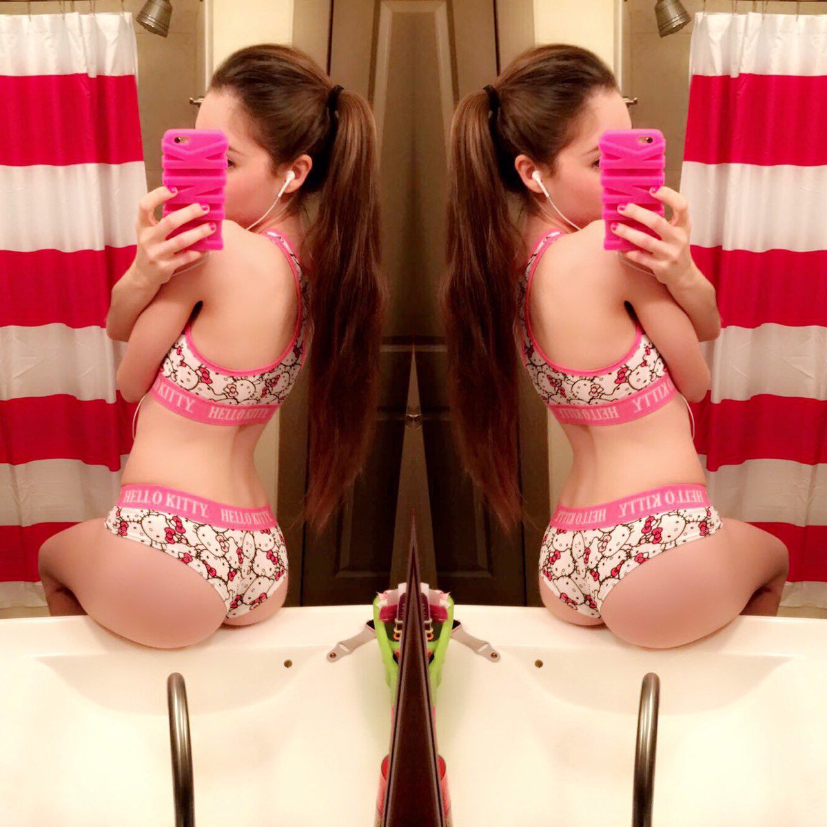 Make me so much cuter by spoiling me more! DM me for my #wishlist , Join me on my webcam and watch me have fun! #goddess #findom #cashcow #paypig #femdo