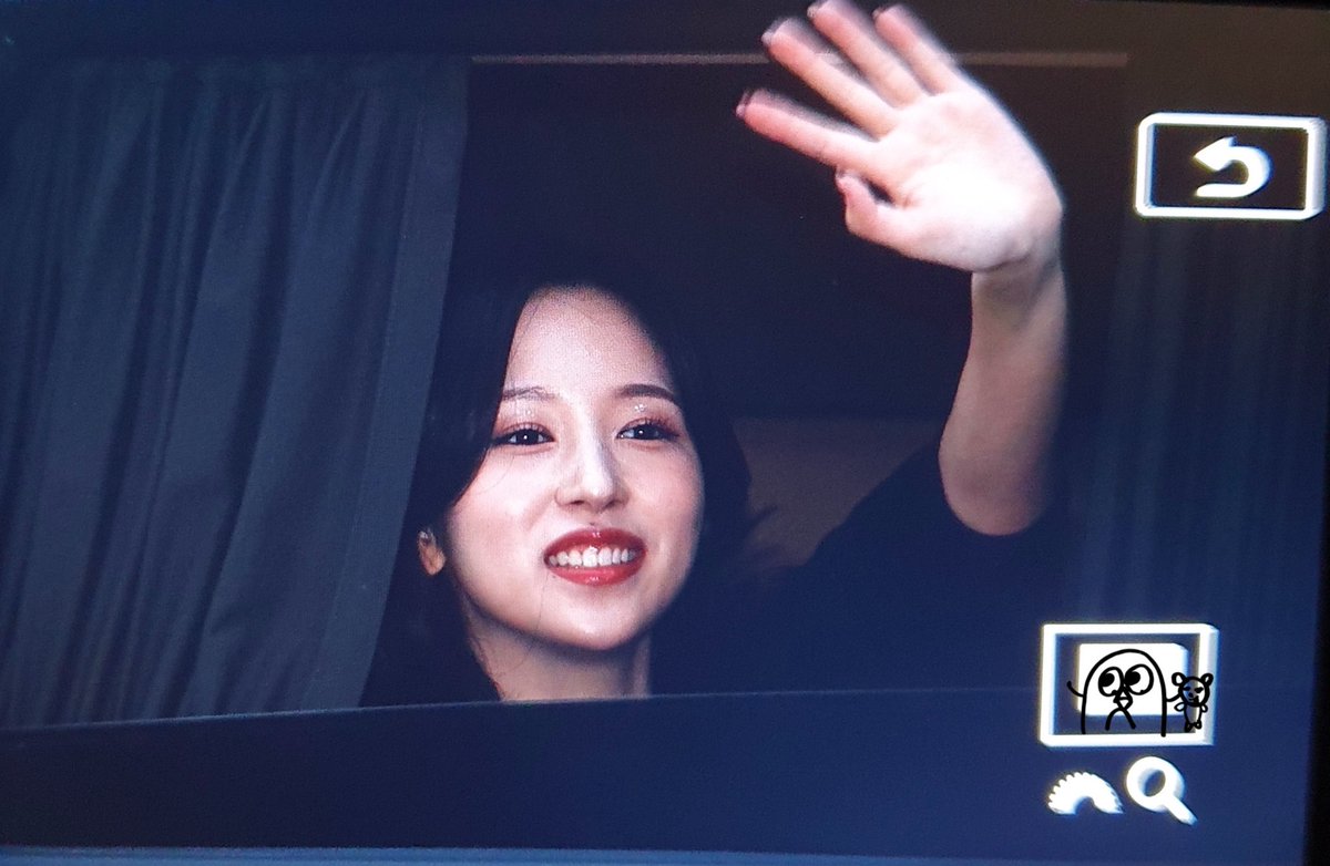 Myoi_Fleurs's tweet photo. 211121 미나 프리뷰

뇽!안!

#TWICE    ⁠#트와이스     #トゥワイス
#MINA #미나 #ミナ #名井南 https://t.co/TIWE2FPVeC