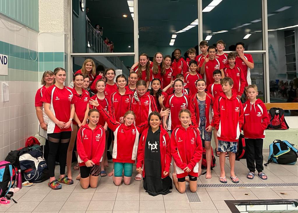 7oaksSwim's tweet photo. Well done to all @7oaksSwim swimmers in Teams A and B who competed in last round round of #KJL last night. Thank you to hosts @thanetsc and @RTWMonsonSC and to all coaches, volunteers and officials who made it possible. Great to be #backracing & having fun. #Oaksontour https://t.co/d580gCPG5R