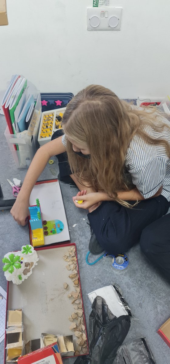 Year 6 | DBS Emirates Hills tweet media