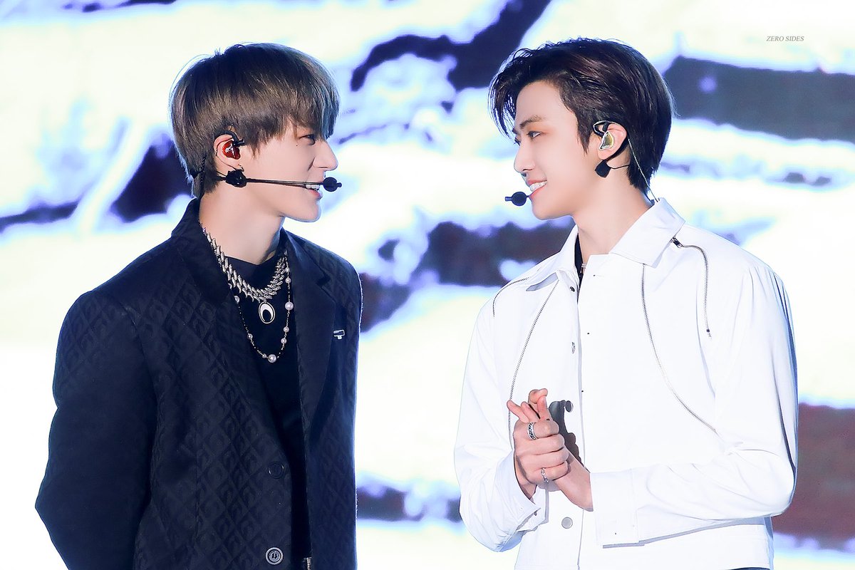 ZERO SIDES tweet media