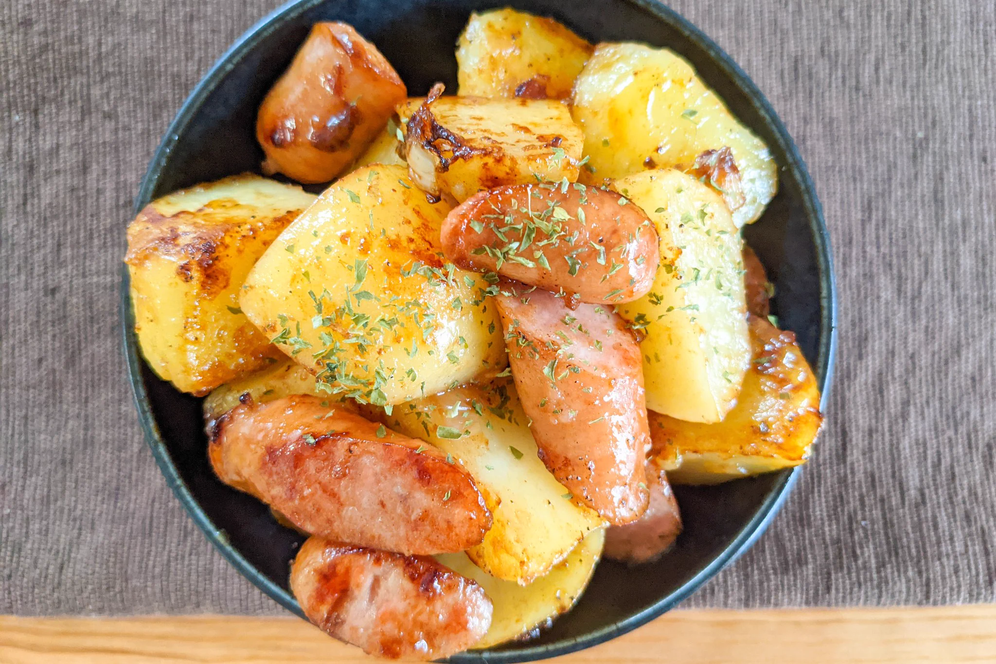 シンプルで簡単！バター&麺つゆの風味がとっても美味しそうな、「ジャーマンポテト」レシピ！