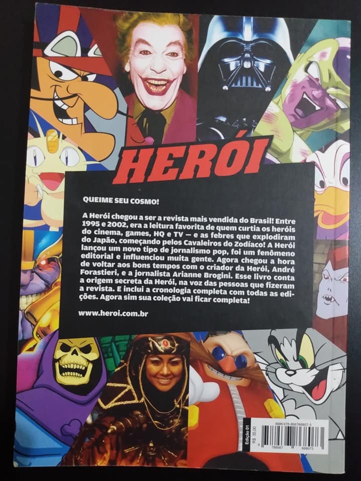 NoriNinomiya's tweet photo. Olá @colecaoacaoshow, @gilbertoger e o @tokudocbr, tenho este livro 📖 sobre a tragetória da #RevistaHeroi! Entre nos #anos90 para o #ano2000 ⌛️... Na era dos #tokusatsus como Changeman (1985) antes dos @PowerRangers (1993), dos animes como CDZ e claro games, etc... https://t.co/tjva8IVCMz