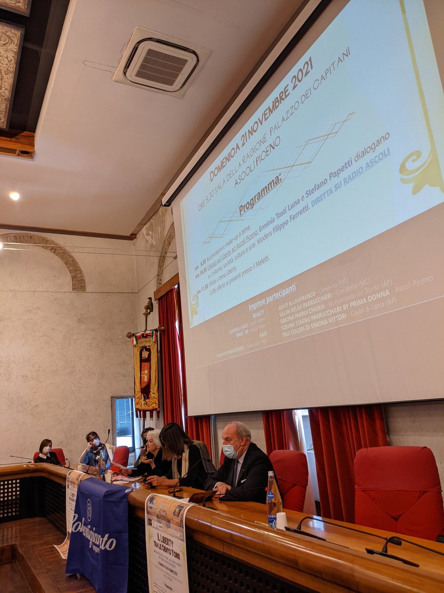 ConfAscoliFermo's tweet photo. "Il Liberty tra le 100 Torri", Ascoli Piceno - Sala della Ragione adesso in diretta anche su Radio Ascoli. #libertyascoli #confartigianato  #benessere https://t.co/heChB5kuar
