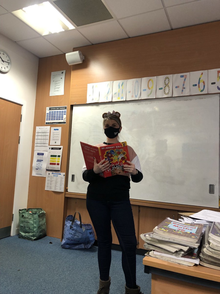 Mrs Hamilton tweet media