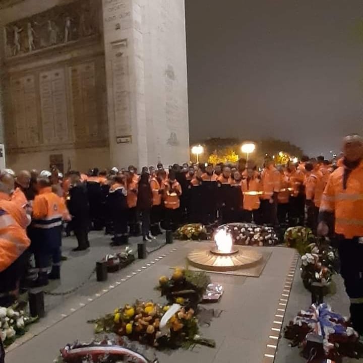 Au top la Protection Civile de la Creuse !
Cérémonie du ravivage de la flamme du soldat inconnu.🇨🇵