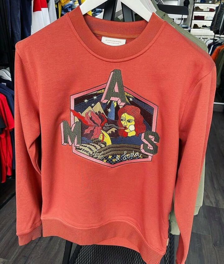 7Clothing's tweet photo. Scotch &amp; Soda amazing embroidered sweat 
.
.
#fashion #mensfashion #fashionblogger #mensstyle #cardiff #7clothing #menswear #ootd #cardiffblogger #scotchandsoda https://t.co/jotb7z0NNg https://t.co/hVZRPv33Iw
