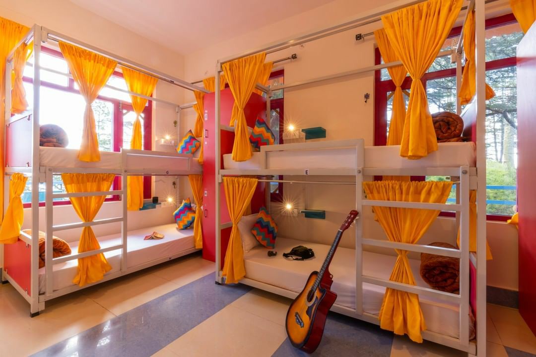 gostopsofficial's tweet image. Nestled in a sleepy little town in the Kumaon region of #Uttarakhand, #goSTOPS #KasarDevi makes a perfect getaway destination amidst nature🌸 

#thehillsarecallingandimustgo  #hostellife #budgettravel #sundayvibes #WANDERING