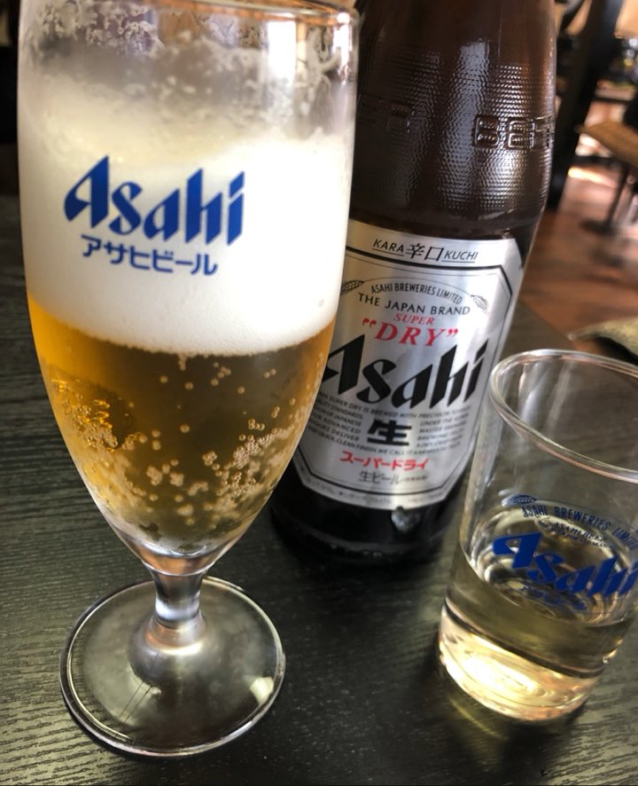 せつないオトナの会 大好きなお店 西巣鴨 しゃぶ辰 ここは一人鍋 一人すき焼き ができるのですが昨日は2階に通されてしまい 2階はテーブルにコンロひとつなので2人とも同じものに ランチのすき焼き1100円 玉子ごはん味噌汁おかわり自由でうどんも