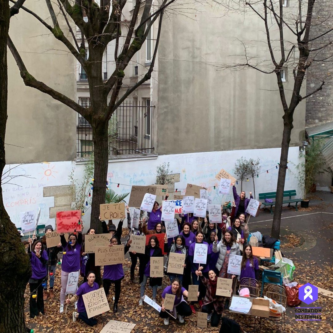 Fondationfemmes's tweet photo. ⭐ Hier, les bénévoles de la Fondation des Femmes étaient aux côtés des milliers de personnes qui ont marché partout en France contre les violences faites aux femmes. #StopFeminicides 

👉 Pour mettre un terme aux violences, faites un don sur https://t.co/vlWp5Urcmc https://t.co/zOc35TJACS