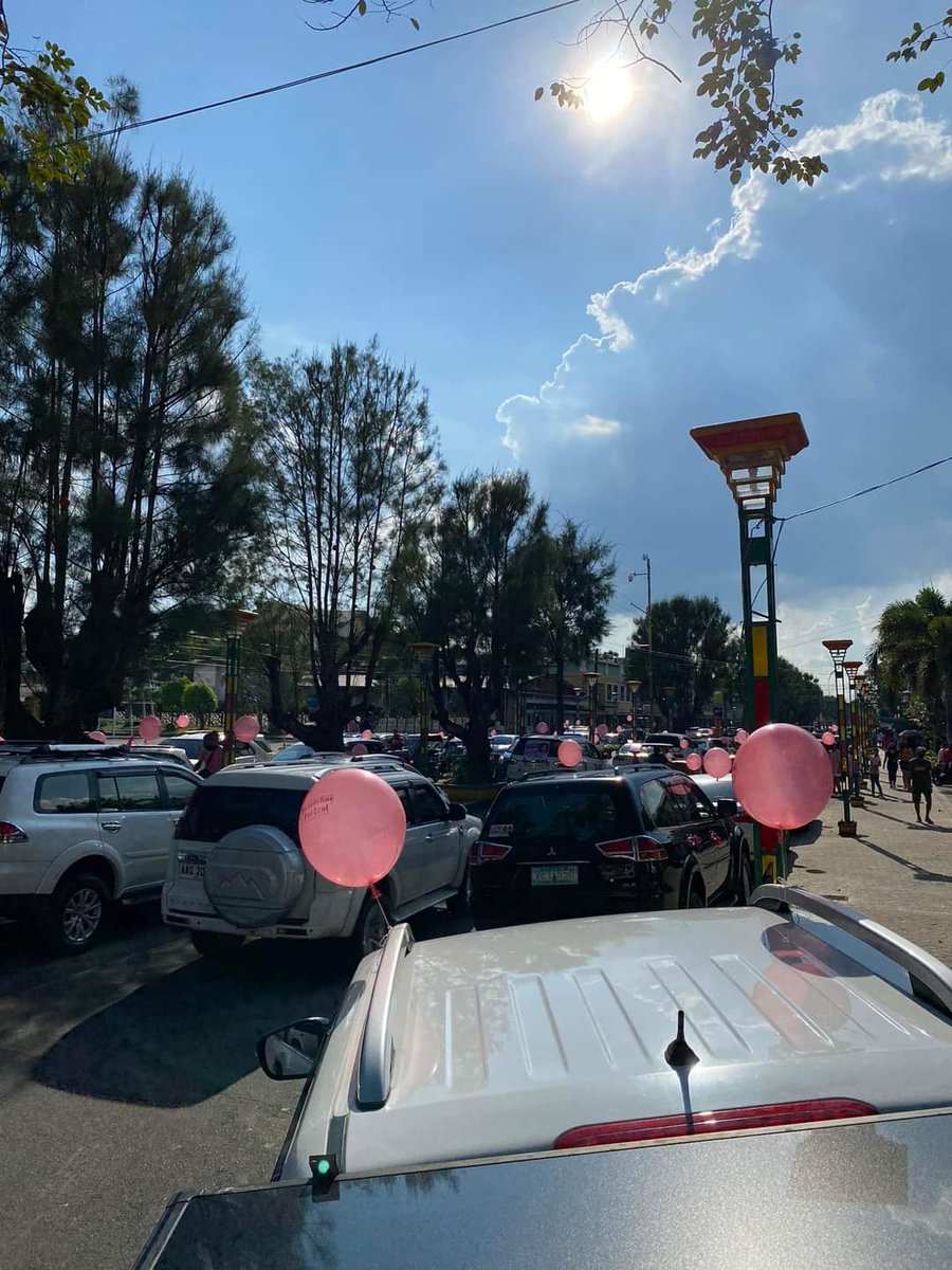 raissalyn's tweet photo. Parang fiesta! 🎉🎉🎉 punong puno ng saya, punong puno ng respeto sa bawat isa at higit sa lahat punong puno ng pag asa! #tanauaenosforLeni #lenikiko2022 #alaehKakamPINKkami @rapplerdotcom @PinoyAkoBlog @kikopangilinan https://t.co/WdAe5XjdOi