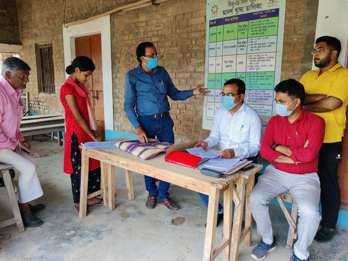 BDOHCPur2's tweet photo. Polling Stations visit on Special Campaign Day 21.11.2021 by ERO &amp; BDO at 46-Harishchandrapur assembly constituency of Mala District. #SRER2022 #Malda
@SpokespersonECI
@ECISVEEP
@rajivkumarec @CEOWestBengal https://t.co/cyyNeVKjiZ