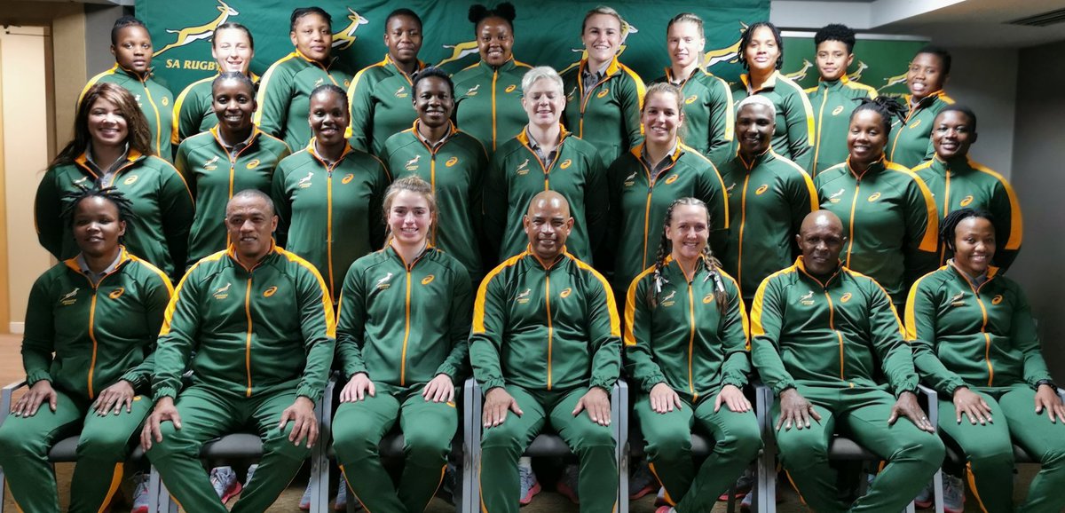 WomenBoks's tweet photo. The #WomenBoks team picture before departure to Hazelwood for the clash against England U20 at @londonirish in 2️⃣ hours time. Live stream here: https://t.co/hY8v81qRyN
#NovemberSeries2021 #TogetherMovingForward https://t.co/ghdA57FnK0
