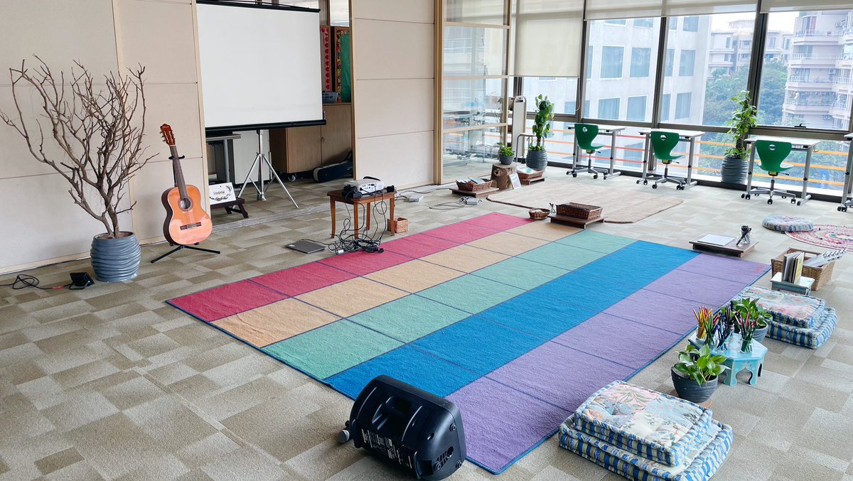 angelameelee's tweet photo. Excited to work with Grade 2 and Grade 3 this week in their own atelier spaces #asbindia #performingarts #hundredlanguages #learningspace https://t.co/79cMDi4btV