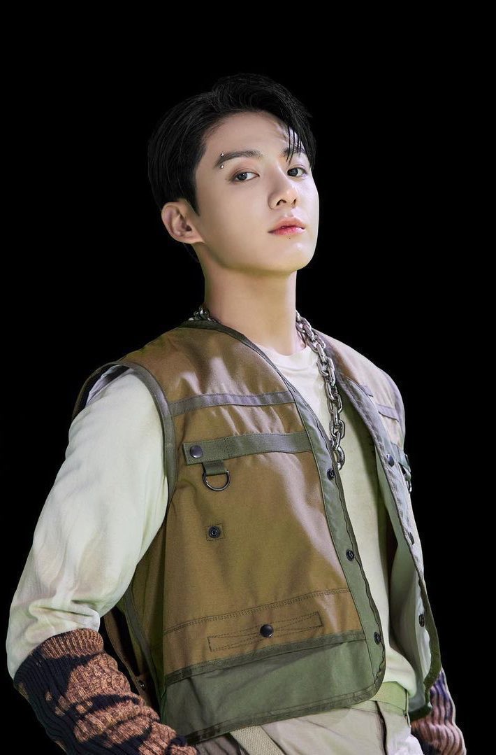 BE7BULLETS's tweet photo. ㅤㅤ

BE7BULLETS UPDATE
[📷] 211121 
────── •ㅤ
Heo Jae Young Instagram with BE7BULLETS maknaeline

#BE7TANTV #JIMON #ZION #JEKAA

ㅤ https://t.co/0eq59xOJeW