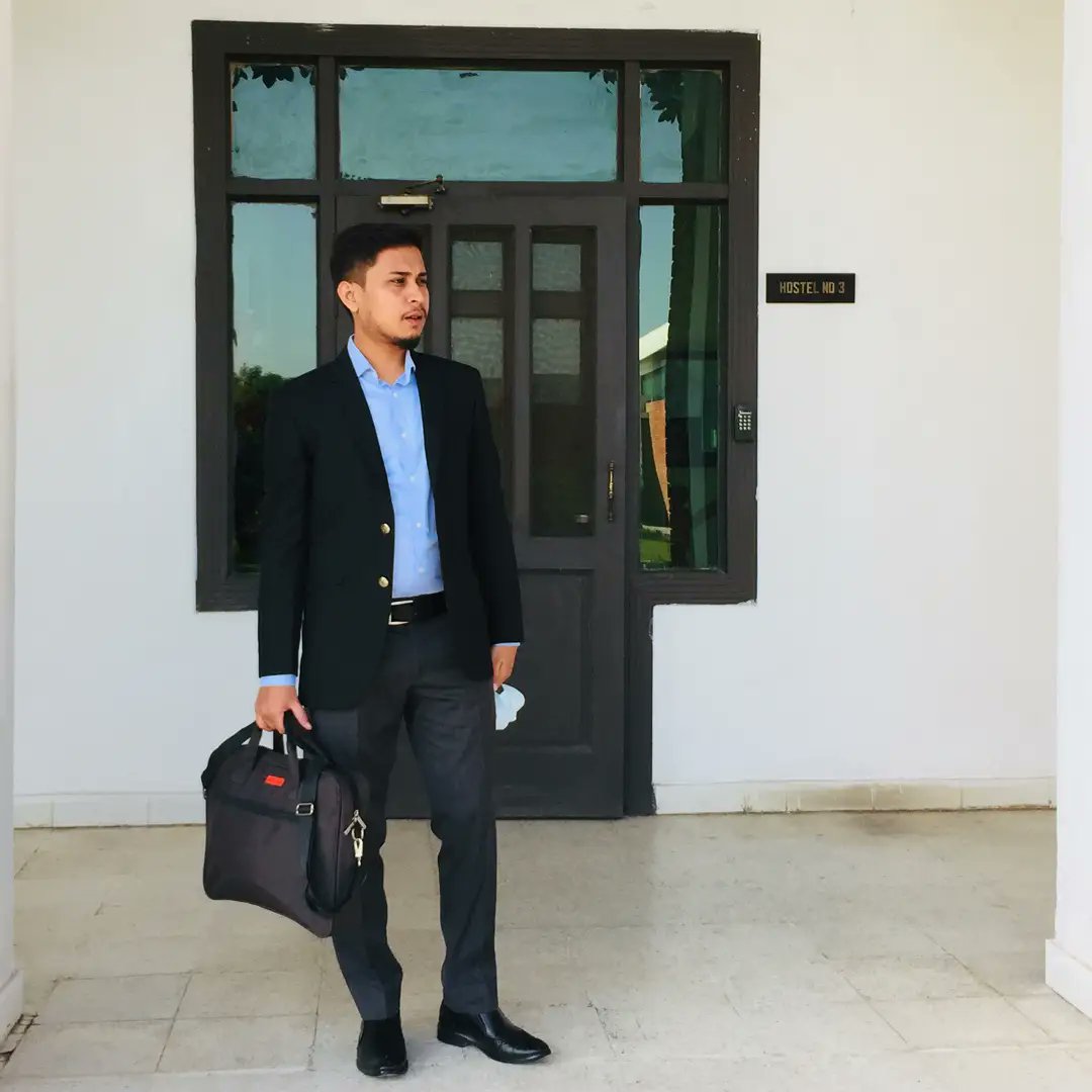 RehanAmjad54's tweet photo. #NewProfilePic https://t.co/mXuH3Sp8Kn