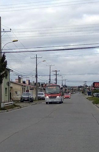 MTTMagallanes's tweet photo. Desde de las 7 horas están circulando los microbuses de #RedPuntaArenas para trasladar a los ciudadanos a cumplir con su deber cívico en estas #Elecciones2021CL https://t.co/DdfDB65JoY