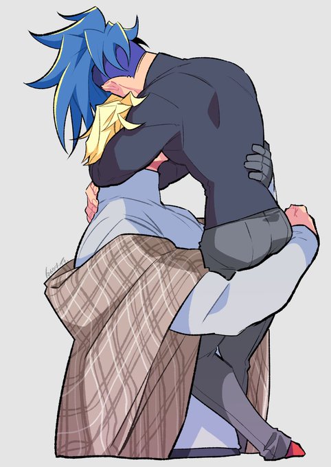 👑「前が見えん」(👑🚒) 