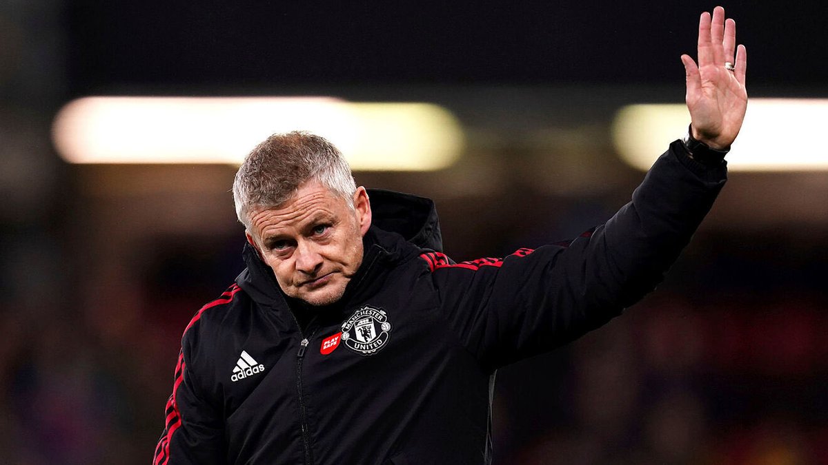 FootyinPidgin's tweet photo. BREAKING TORI: Manchester United don confirm say Ole Gunnar Solskjaer don comot from him role as Manager https://t.co/ofUSK1Frc5