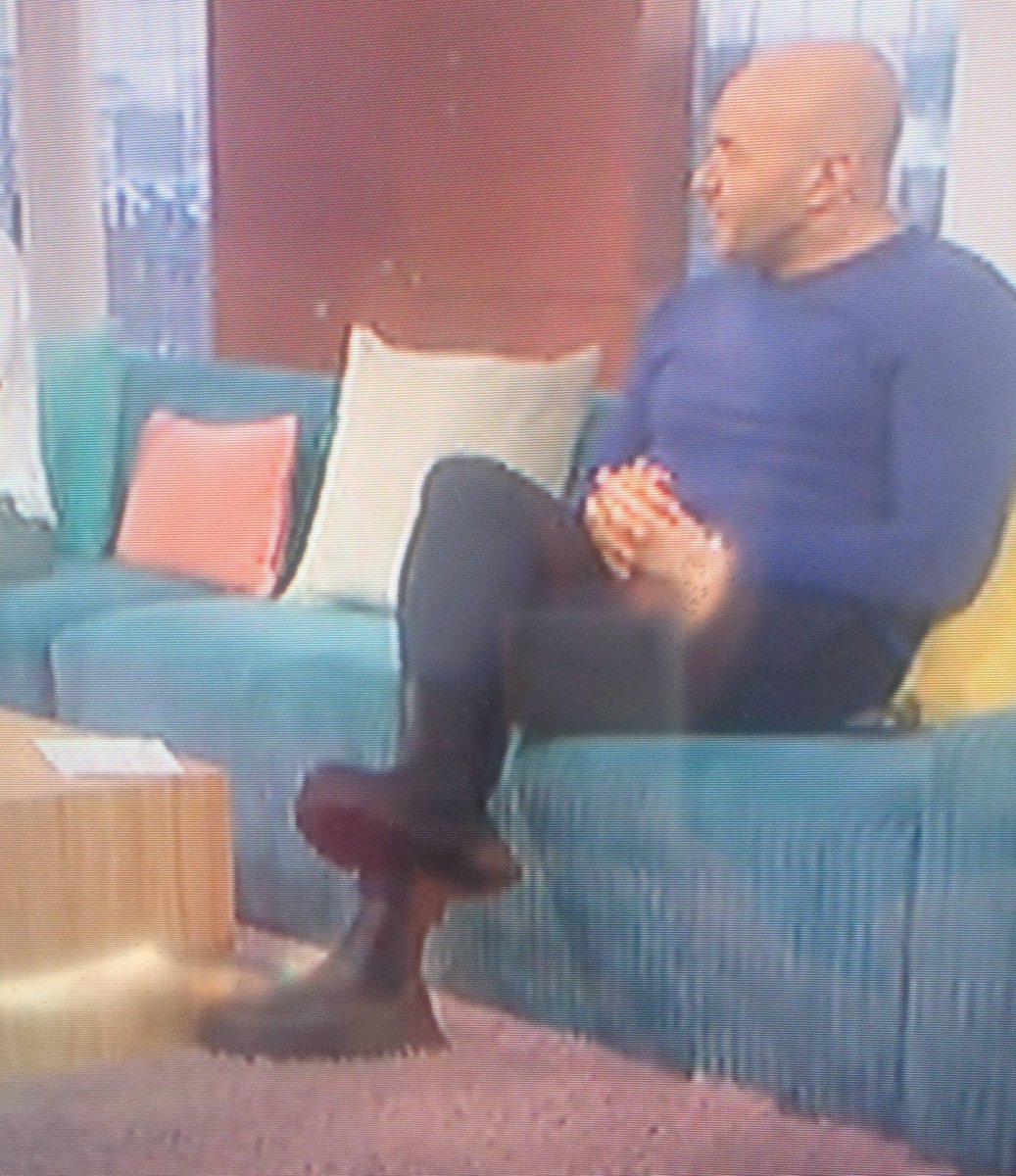 DandyTigerArt's tweet photo. @SundayBrunchC4 I'm intrigued as to what @simonrim is wearing on his feet https://t.co/JEXTFVIKCN
