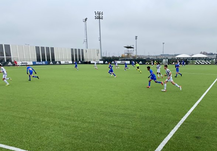 GiovaniBN's tweet photo. ✅ #Juventus, torna a vincere in campionato l'#Under15 di Mr. Benesperi: 3-0 alla #Sampdoria con le reti di #Russo, #Giardino e #Zingone.
Cronaca e tabellino. ➡️ https://t.co/Hyf78YYPdM https://t.co/Ufej2iqTBL