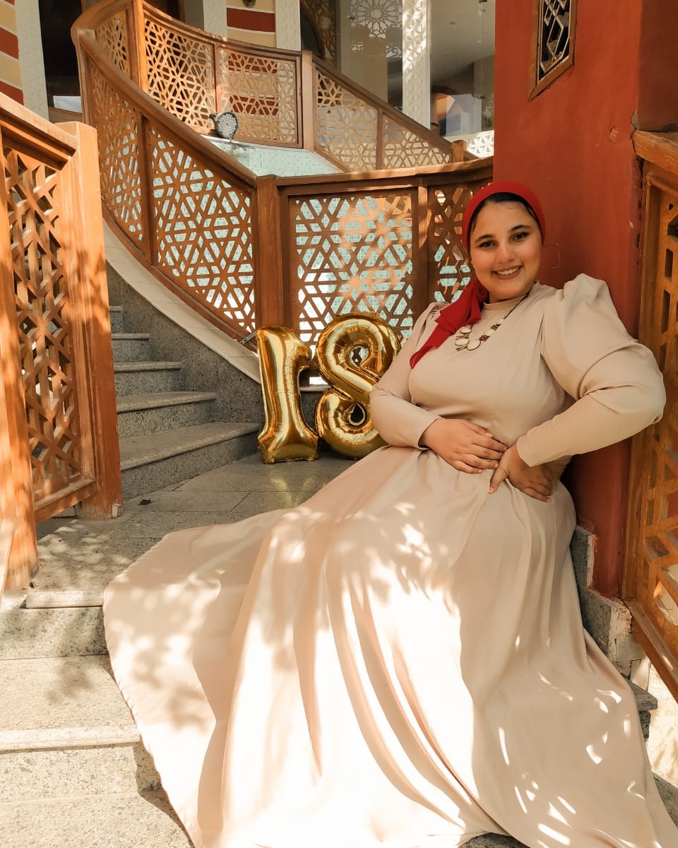 elshazlya2003's tweet photo. It's my birthday 🥳
Welcome 18 ❤️ https://t.co/AZyz7O6yem