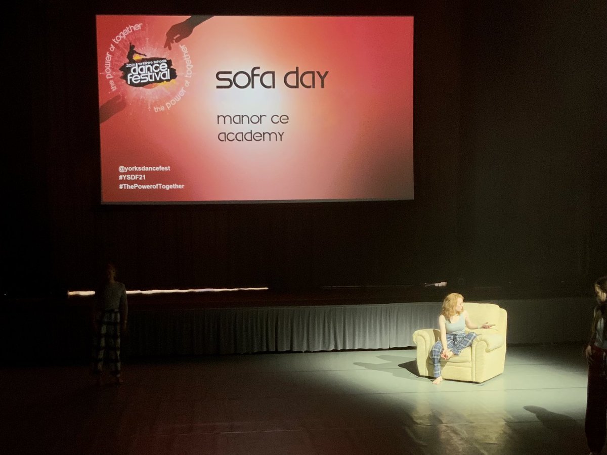 DaveLoweMusic's tweet image. Brilliant final technical rehearsals @YorksDanceFest #ManorManoeuvres #SofaDay @manorceacademy @HopeSentamuLT Massive privilege to enjoy what these amazing young people have created together.