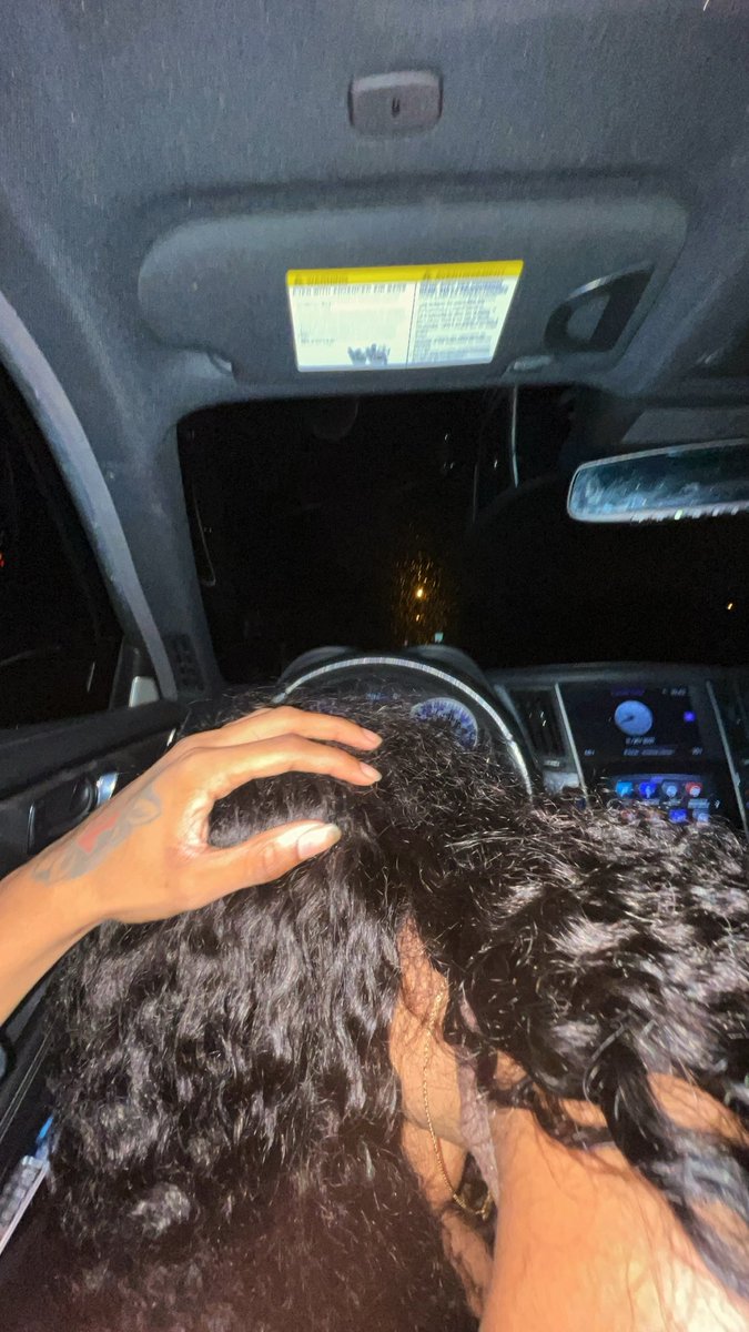 jayyblacc954's tweet photo. I Like The Way She Succ My Dicc While I Drive 🥺😩 #Mood https://t.co/10OHuuB4kF
