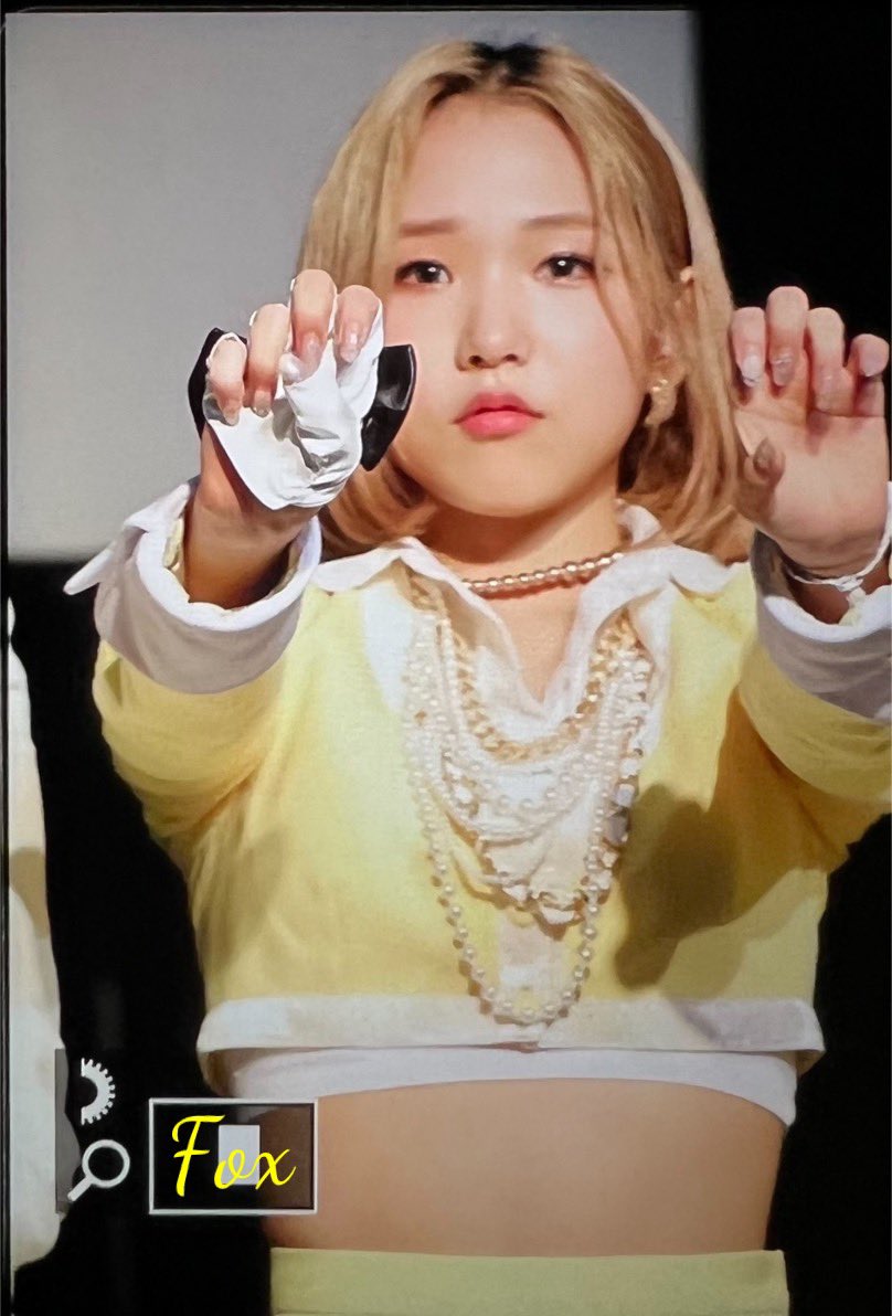 lightsumfess_'s tweet photo. lsf minta disayang https://t.co/vSqqCjXhfu