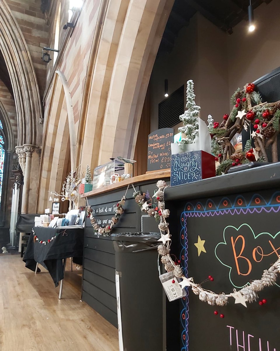 Things are getting festive in The Hub today! 🎄💙 Pop upstairs before 4pm today to meet some great local businesses here for The Lichfield Christmas Fayre 🎁