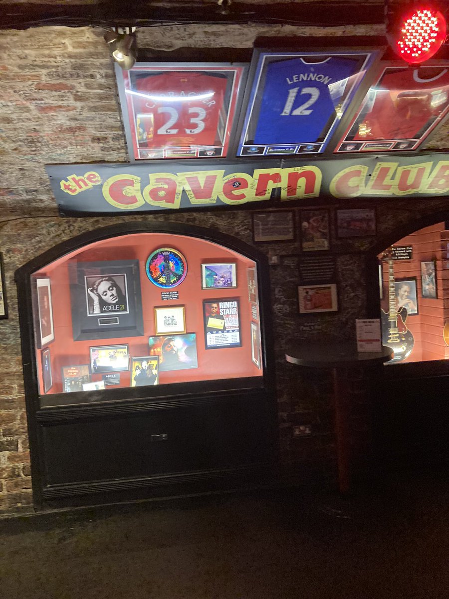 diggle165's tweet image. What an amazing day at anfield yesterday finished off with a top night in a few bars. Costa run done this morning to start, Now a day at Michelin star restaurant and a few bottles of wine🥂🥂#amazingweekend @N10LAA