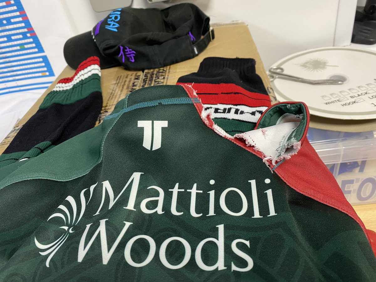 jamiedoig's tweet photo. With @Will_Findlay1 on the downhill stretch of his fundraising, we have another signed damaged @LeicesterTigers jersey.
Nic Dolly match
To win
Like this post
Retweet this post and tag a friend
With the Hashtag #EveySecondCounts
Winner will be picked at random on Tuesday. https://t.co/eVcyk92V2S