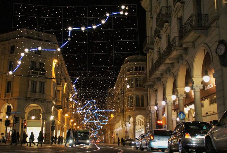 coscns's tweet photo. Luci d’artista Light Event in Italy #lucidartista #italy #lightevent ✨🤩 #consellations https://t.co/h8ST32J7I2