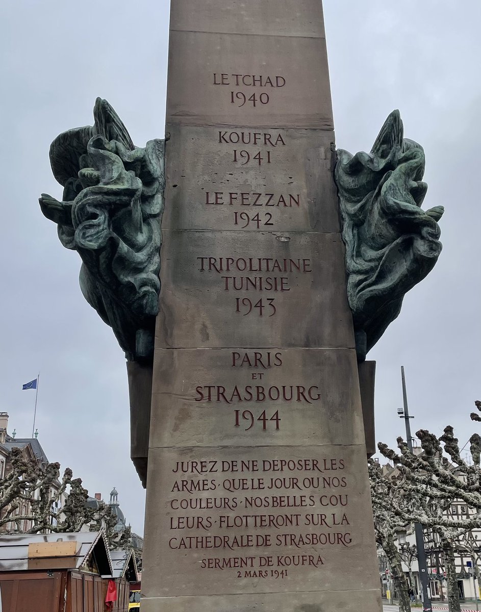CDC3RAMa's tweet image. Le #3RAMa au pied de la Cathédrale de #Strasbourg pour commémorer le 77e anniversaire de la #Libération de la ville. Honneurs à la mémoire des « bigors de Leclerc » qui ont participé à l’épopée de la 2e DB et tenu la promesse du 2 mars 1941 à Kouffra !
 #EnLeurSouvenir